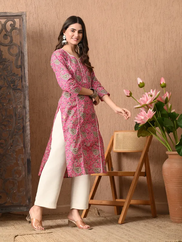 Pink_Printed_Lace_Work_Cotton_Kurta