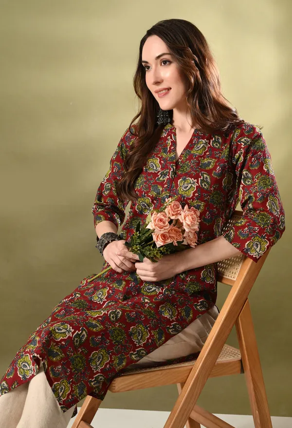 Maroon_Printed_Cotton_Straight_Kurta