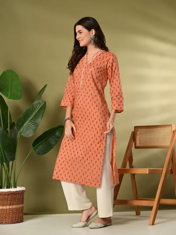 Orange_Floral_Print_Lace_Details_Cotton_Kurta