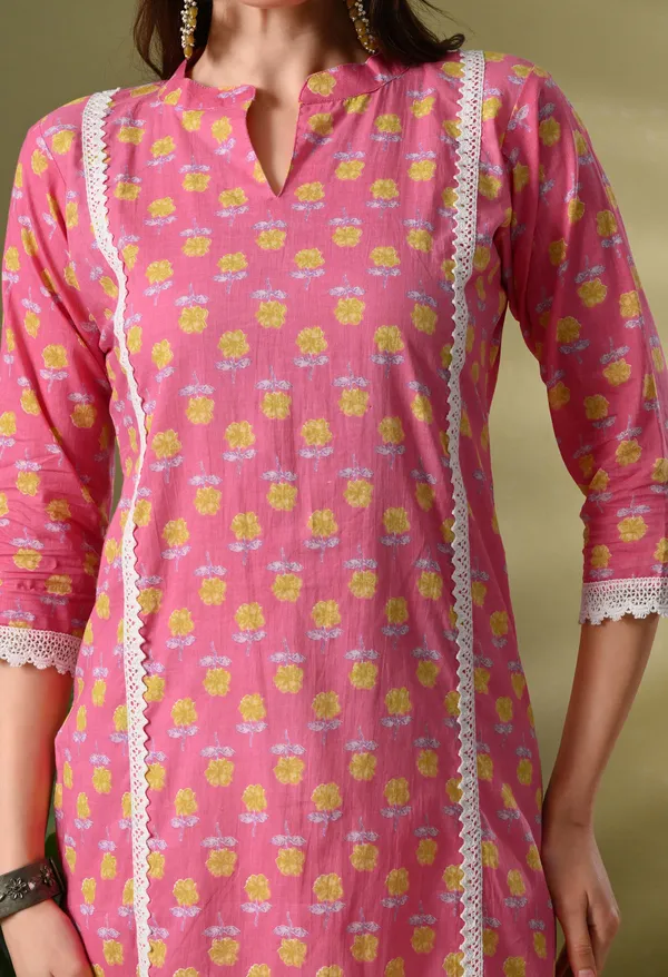 Pink_Floral_Print_Cotton_Straight_Kurta