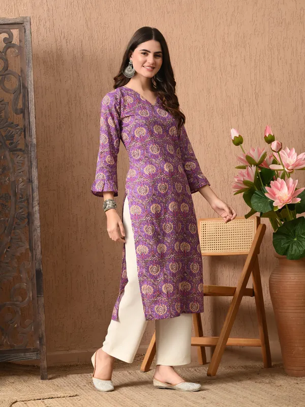 Purple_Printed_V-Neck_Cotton_Kurta