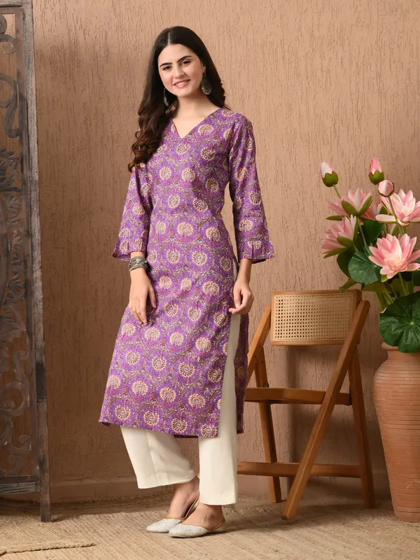 Purple_Printed_V-Neck_Cotton_Kurta