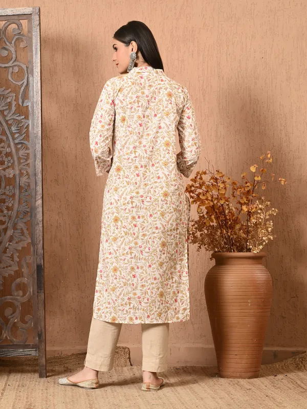 White_Floral_Print_Flared_Kurta