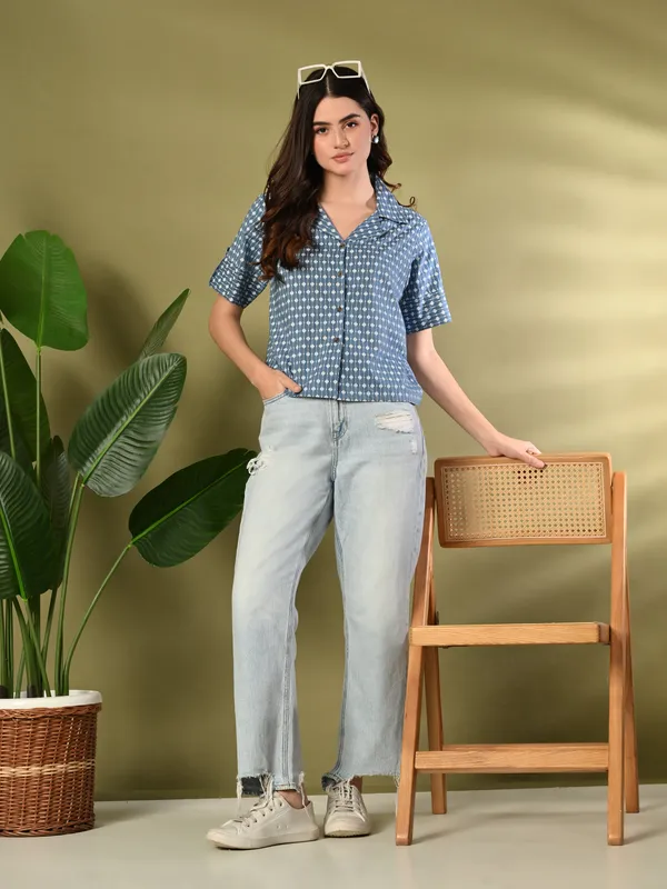 Blue_Printed_Cotton_Shirt_Style_Crop_Top