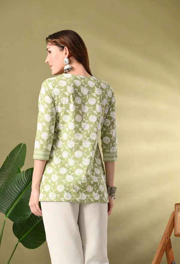 Green_Floral_Print_A-Line_Cotton_Top