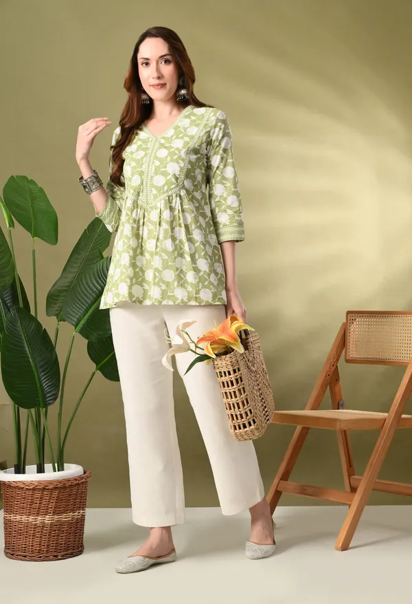 Green_Floral_Print_A-Line_Cotton_Top