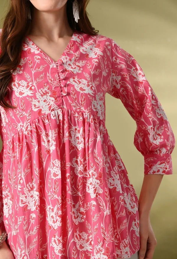 Pink_Floral_Print_Empire_Top