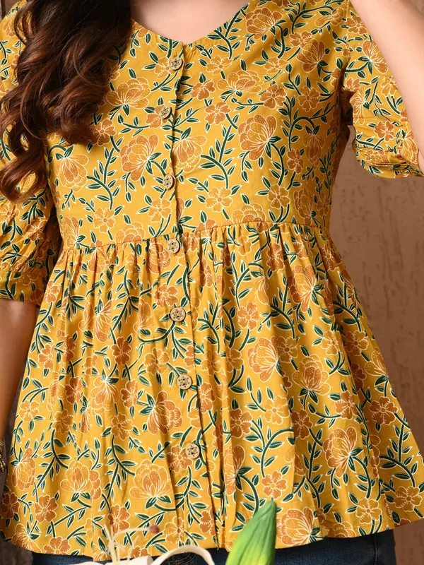Yellow_Floral_Print_Cotton_top