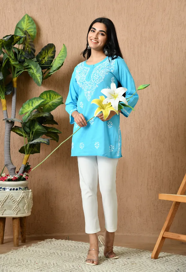 Blue_Hadloom_Chikankari_Kurti