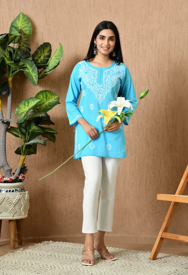 Blue_Hadloom_Chikankari_Kurti