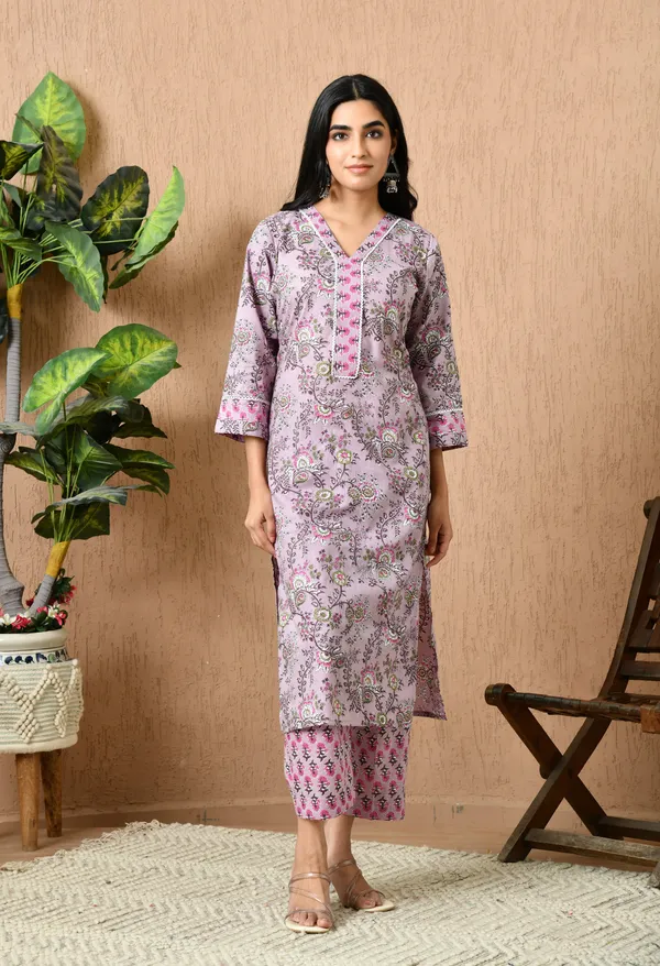Pink_Floral_V-Neck_Kurta_Sets_With_Dupatta_For_Women