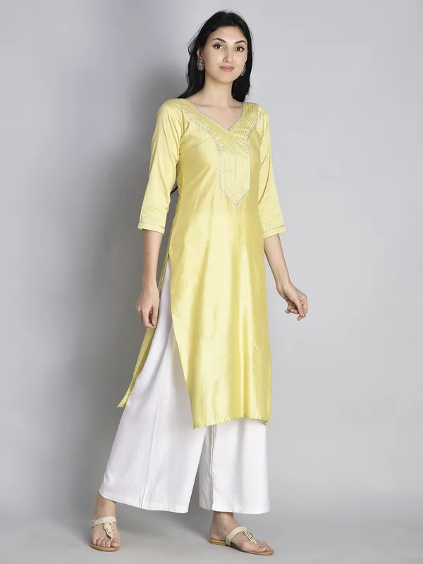 Yellow_Solid_Gota_Patti_Kurta