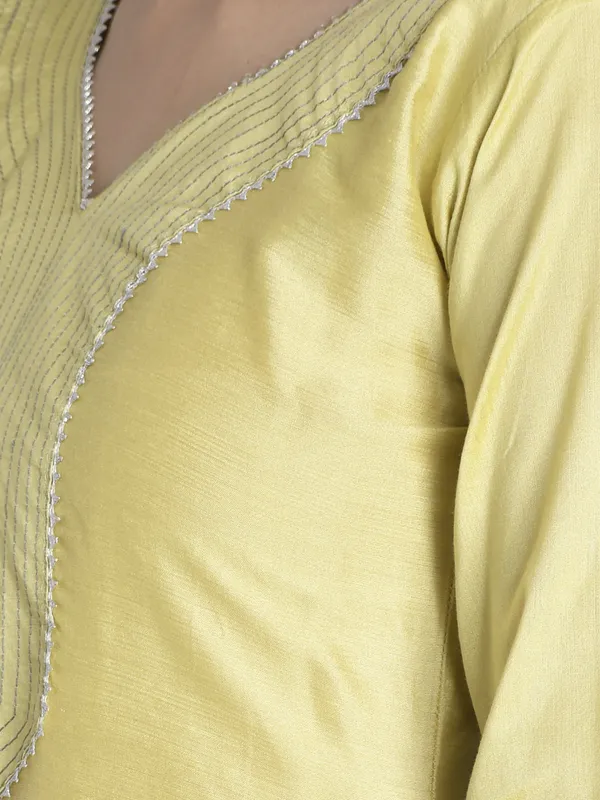 Yellow_Solid_Gota_Patti_Kurta