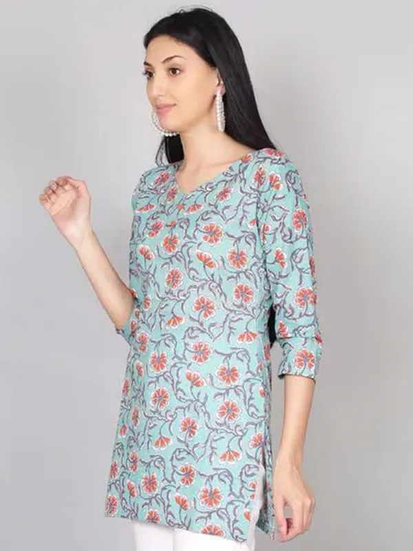 Blue_Floral_Print_Kurti