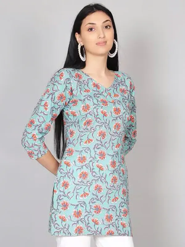 Blue_Floral_Print_Kurti