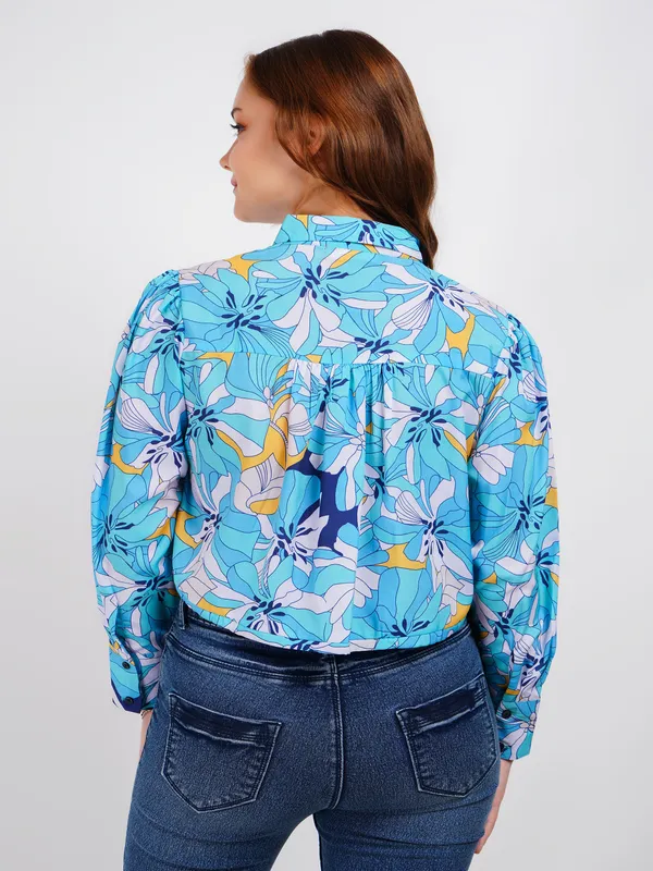 Blue_Shirt_Style_Trendy_Crop_Top