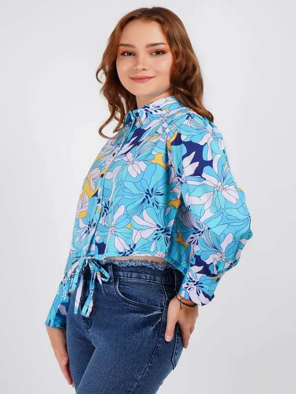 Blue_Shirt_Style_Trendy_Crop_Top