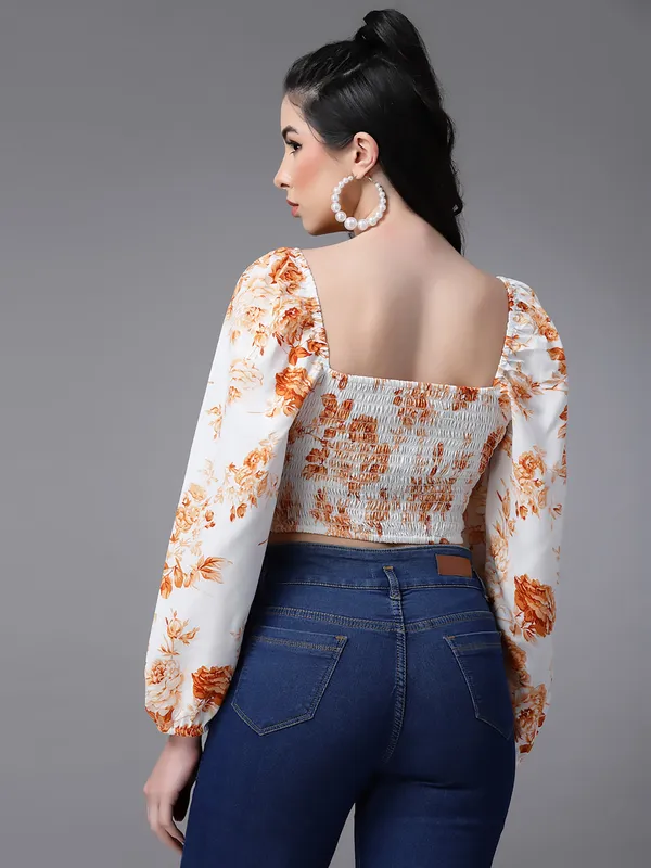 Cream_Floral_Fitted_Ruffeled_Neck_Crop_Top