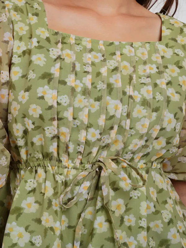 Green_Printed_Floral_Tie_up_Top