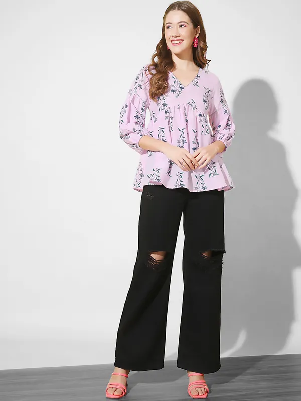 Lavender_Floral_Print_Flared_Top