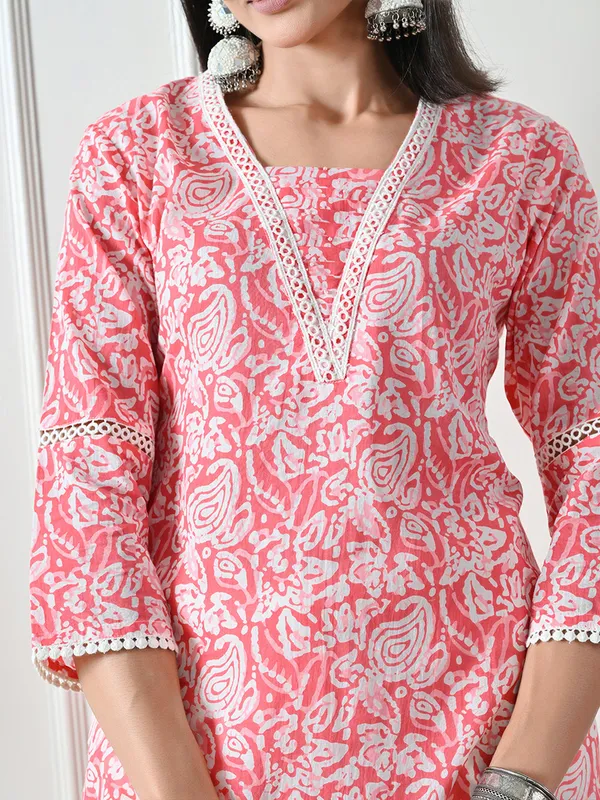 Pink_Lace_Work_Printed_Cotton_Kurta