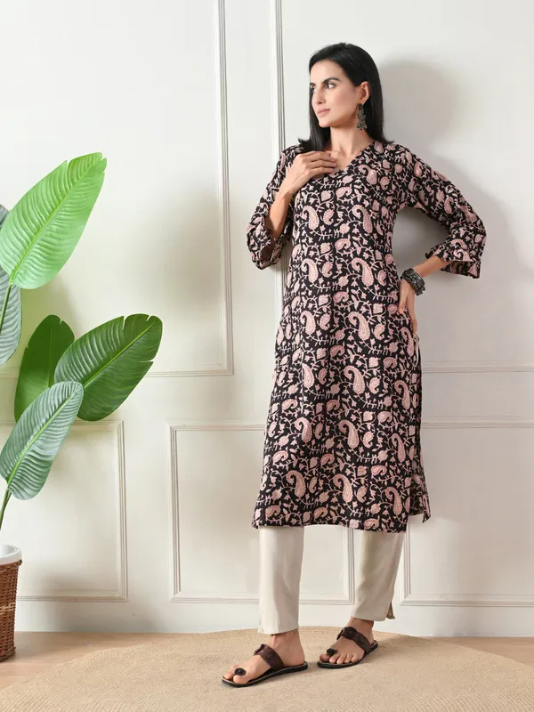 Black_Block_Print_Floral_Kurta