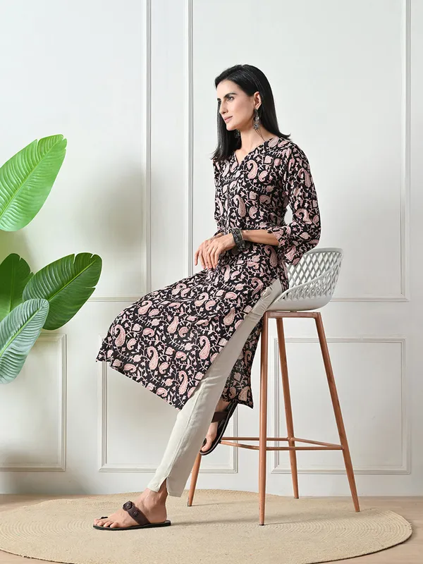 Black_Block_Print_Floral_Kurta