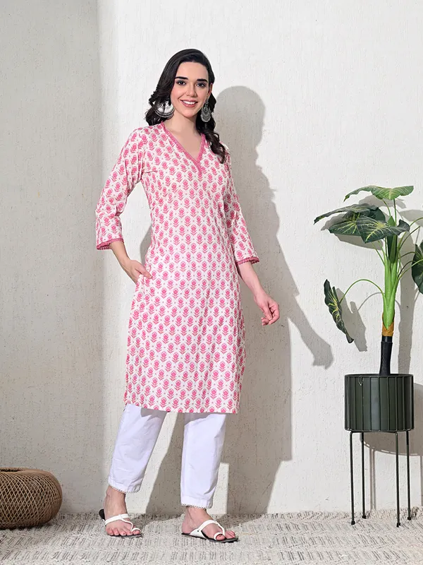 Pink_Floral_Lace_Work_Cotton_Kurta