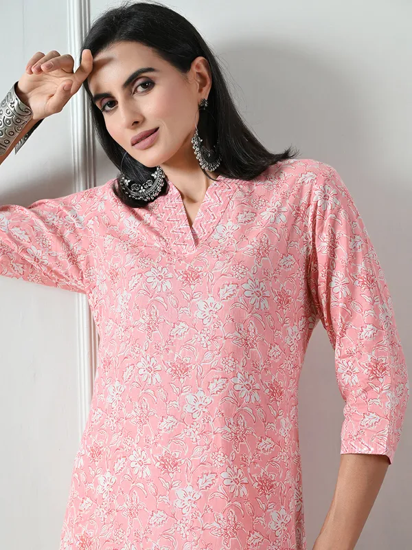 Pink_Block_Print_Straight_Cotton_Kurta