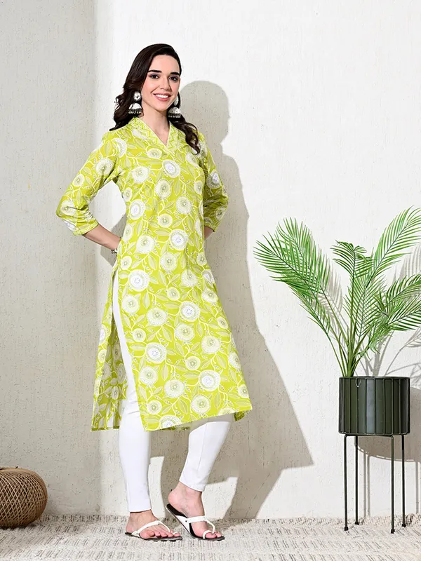 Light_Green_Floral_Print_Cotton_Kurta