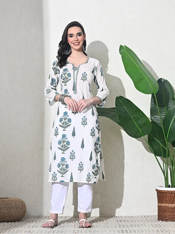White_Block_Print_Lace_Work_Kurta