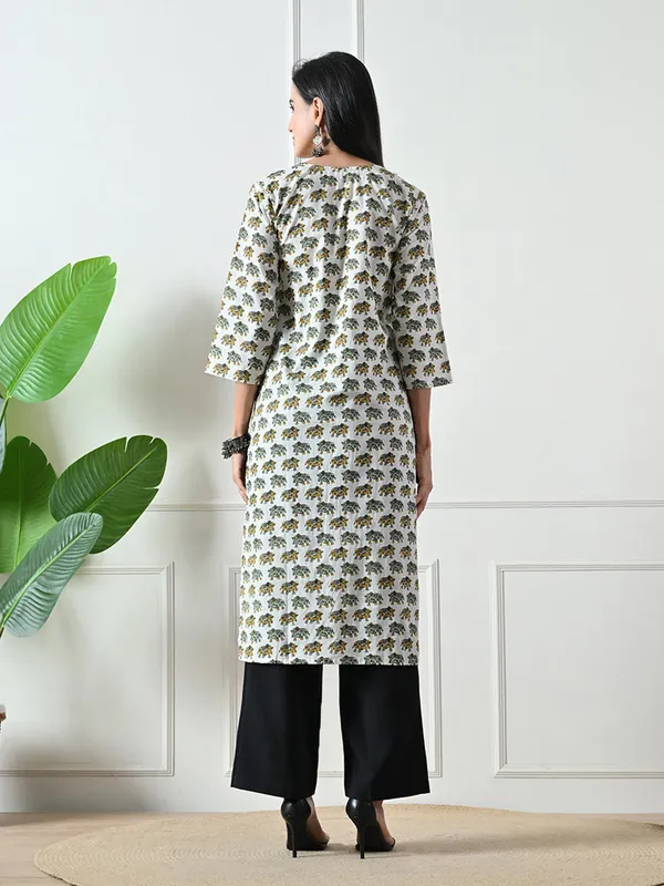 White_Jaipuri_Print_Cotton_Kurta