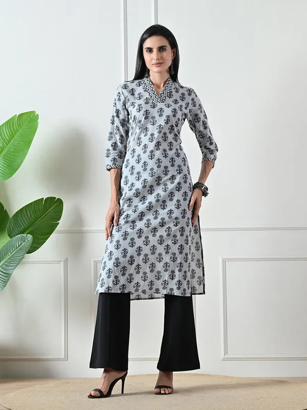 Grey_Block_Print_Straight_Cotton_Kurta