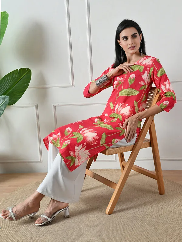 Red_Floral_Print_V-neck_Cotton_Kurta