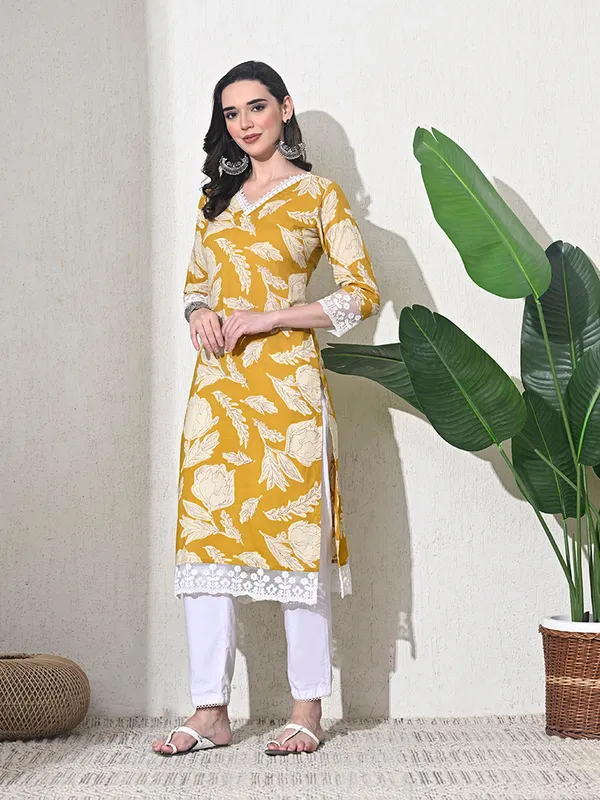 Yellow_Printed_Cotton_Lace_Work_Kurta