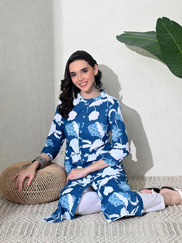 Blue_Printed_Cotton_Front_Slit_Kurta