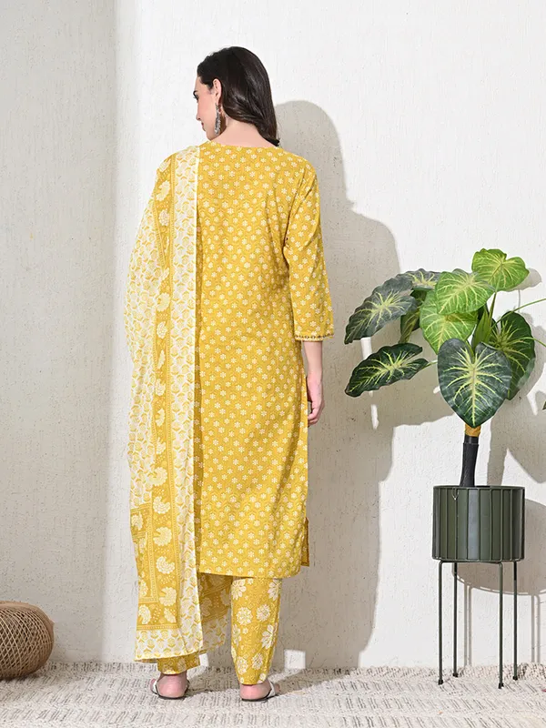 Yellow_Mirror_Work_Jaipuri_Kurta_Set