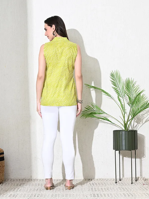 Green_Leheriya_Print_Cotton_Kurti