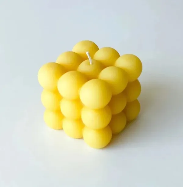 Yellow_Bubble_Design_Scented_Candle_For_Home_Decor_&_Relaxing_Your_Mind