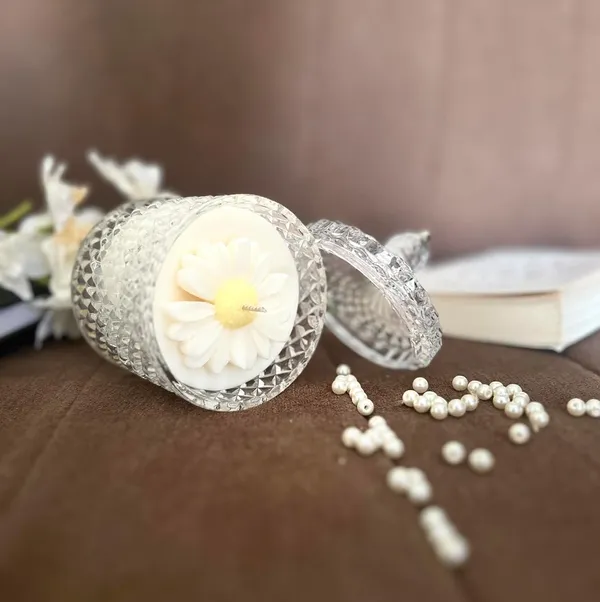 White_Mist_In_The_Garden_Scented_Crystal_Jar_Candle_|_Organic_Candle_With_Lid_|_Home_Decor_Item_Luxury_Scented_Candle_In_Crystal_Jar_(Oud)