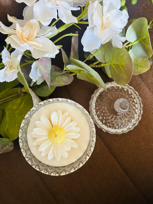 White_Mist_In_The_Garden_Scented_Crystal_Jar_Candle_|_Organic_Candle_With_Lid_|_Home_Decor_Item_Luxury_Scented_Candle_In_Crystal_Jar_(Oud)
