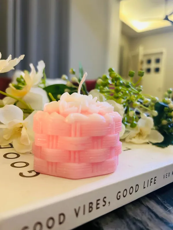 Pink_Cake_Scented_Candle_|_Best_For_Aesthetic_Decor_&_Meditation