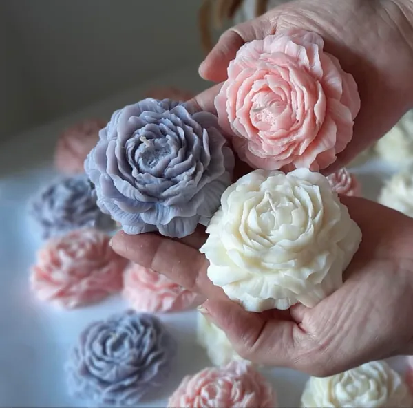 Pink_&_White_And_Blue_Decorative_Scented_Peony_Flower_Candles