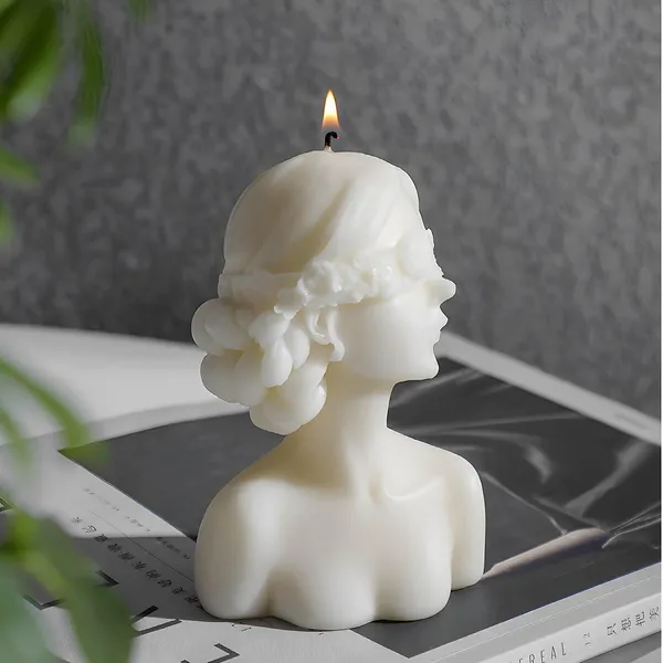 Flower_Girl_Candle_-_Rose_Scented_Blind_Fold_Lady_(Pack_of_4)_Candle_Gift_Set