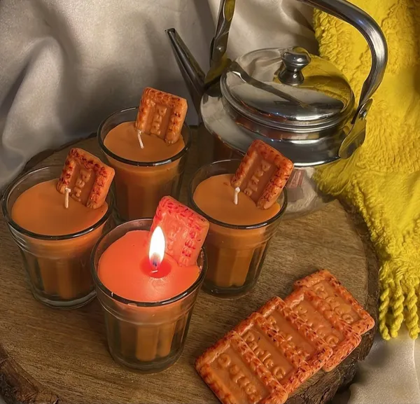 Pack_of_2_Masala_Tea_(Chai_&_Biscuit)_Scented_Candles_in_Glass_Jar_|_Hand-Poured_Soy_Wax_|_Cozy_Masala_Chai_Fragrance_|_Long-Lasting_|_Perfect_for_Gifting_&_Home_Decor