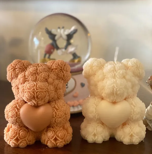 Pack_of_2_Teddy_Scented_candles,_Brown_and_White_Hand-crafted_soy_wax_candles
