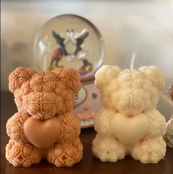 Pack_of_2_Teddy_Scented_candles,_Brown_and_White_Hand-crafted_soy_wax_candles