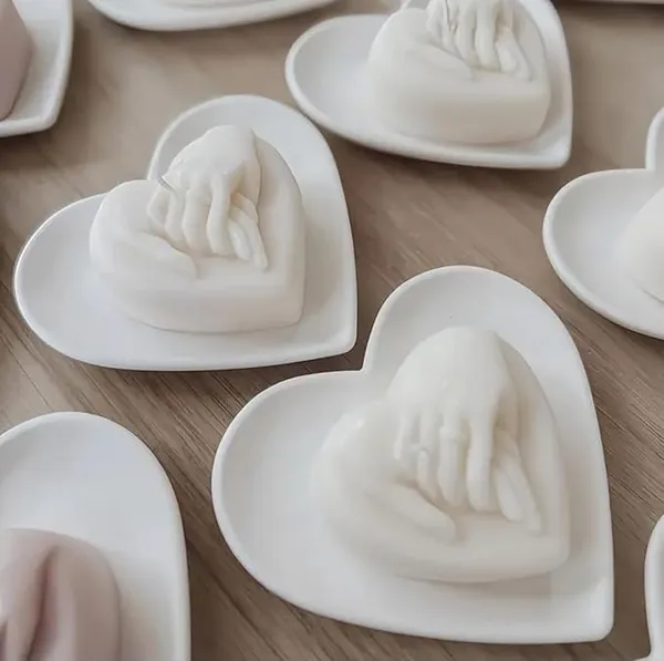 Valentines_Day_Special_Handcrafted_Heart-Shaped_Holding_Hands_Candles_(Pack_of_2),_Decorative_Scented_Wax_Candles_in_Pink_and_White,_Romantic_Couple_Gift,_Home_Decor_Accent_Pieces