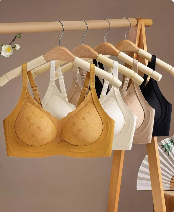 Flex_Comfort™_Premium_Seamless_Bra_–_Adaptive_Fit_with_Ultra-Soft_Touch_|_Seamless_Comfort_Bra_|_High-Quality_Padded_Bra_.