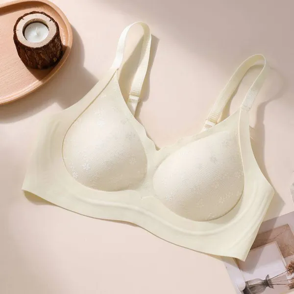 Silk_Touch™_Premium_Seamless_Bra_–_Breathable_Fabric_&_Natural_Support_Fit_|_White_|_Ice_Silk_Fabric